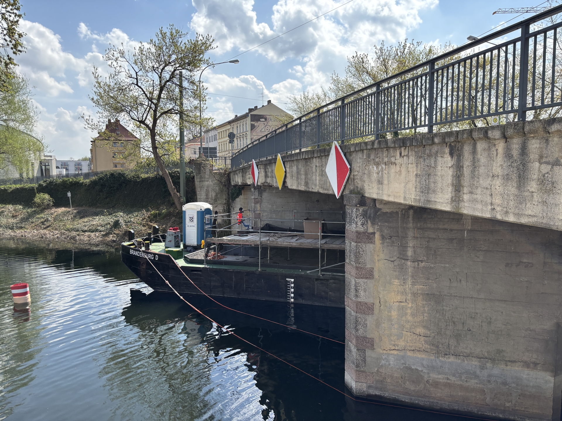 Kanalbrücke_Sicherungsarbeiten_1400425