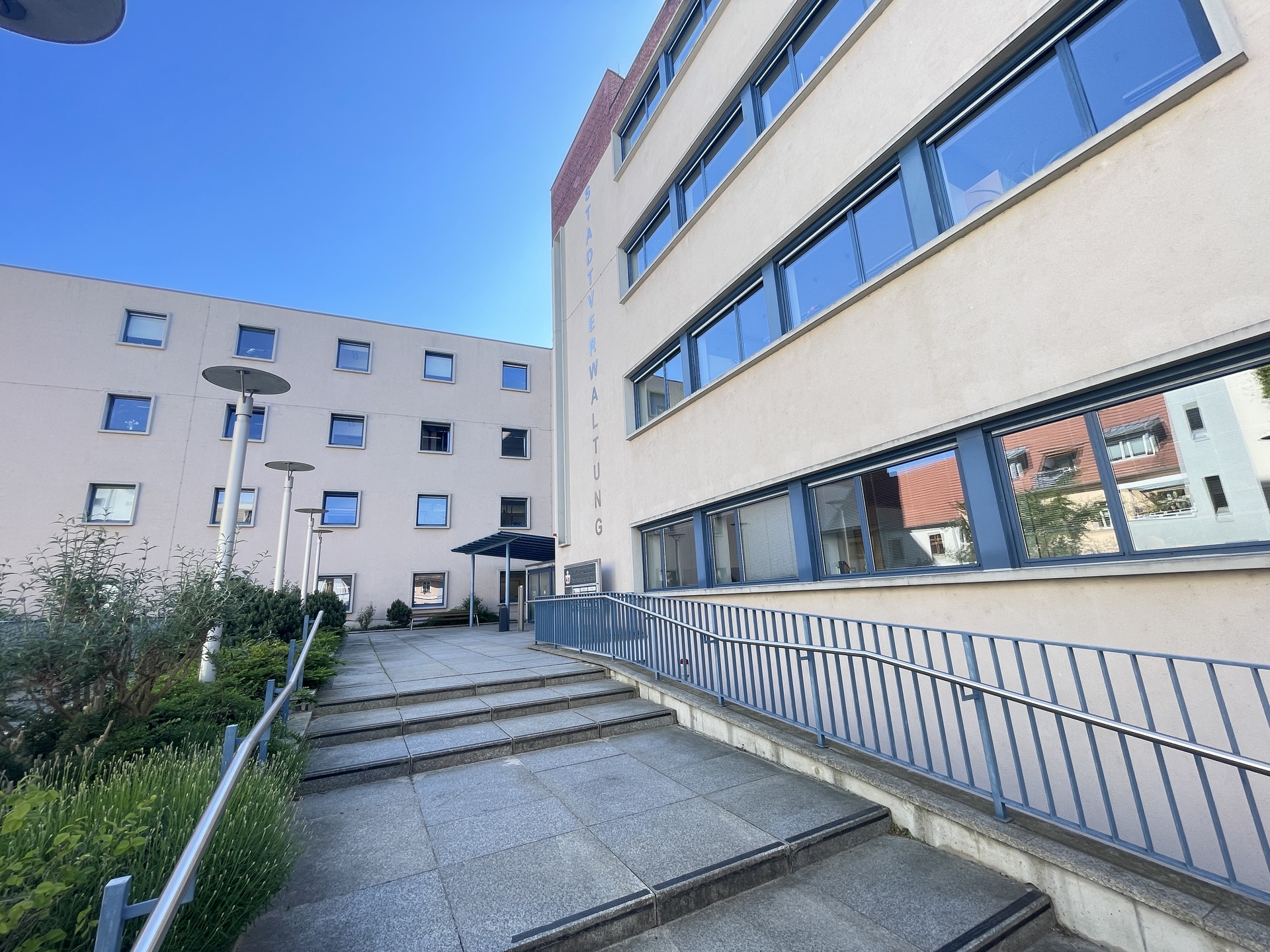 Haupteingang_Klosterstraße_14_2025_02