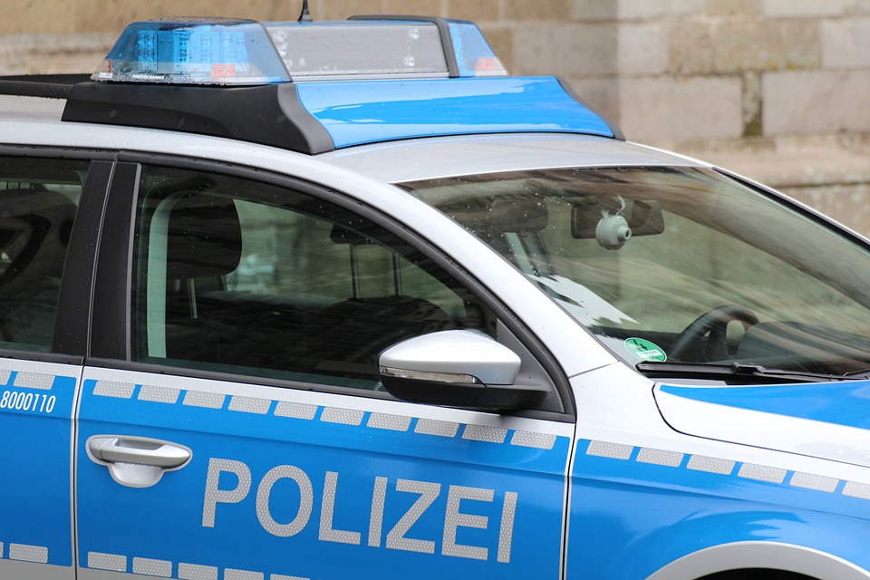 police-974410_960_720 police-974410_960_720