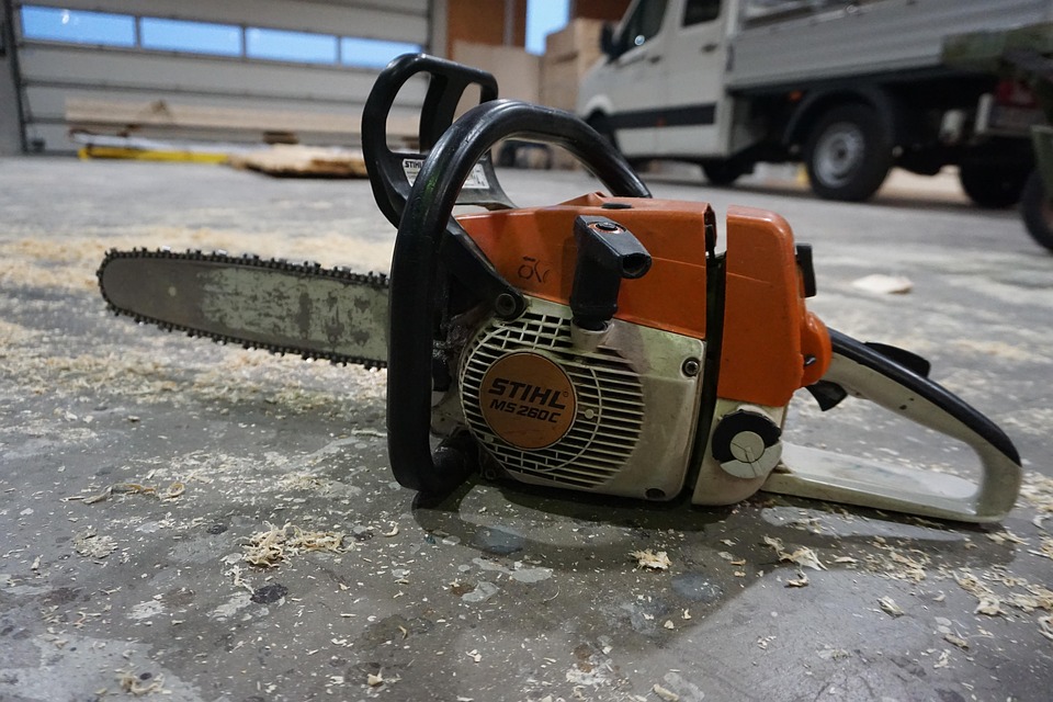 chainsaw-4084978_960_720 chainsaw-4084978_960_720