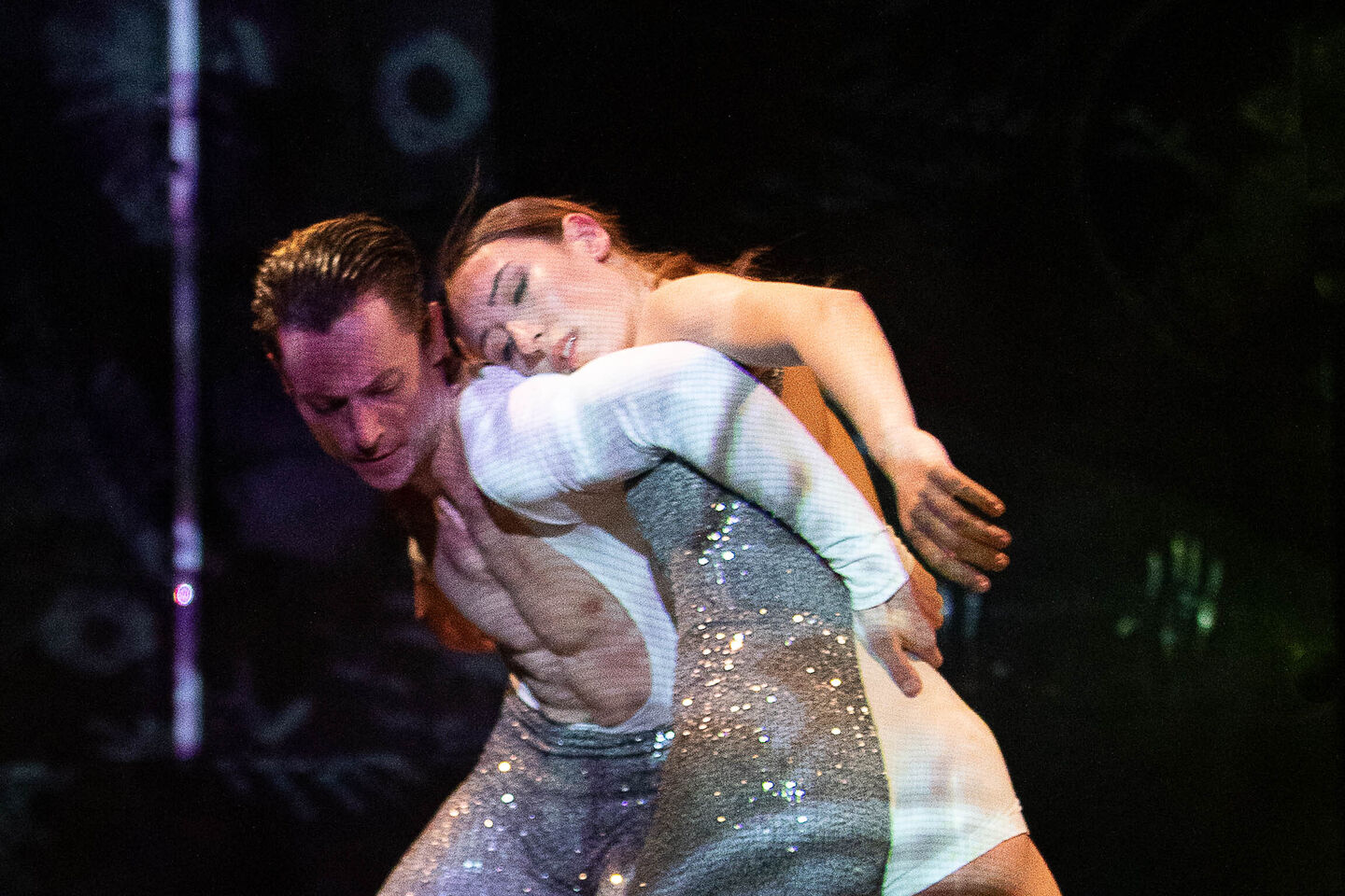 1242_f29f5857295202e323844e9033088f3e