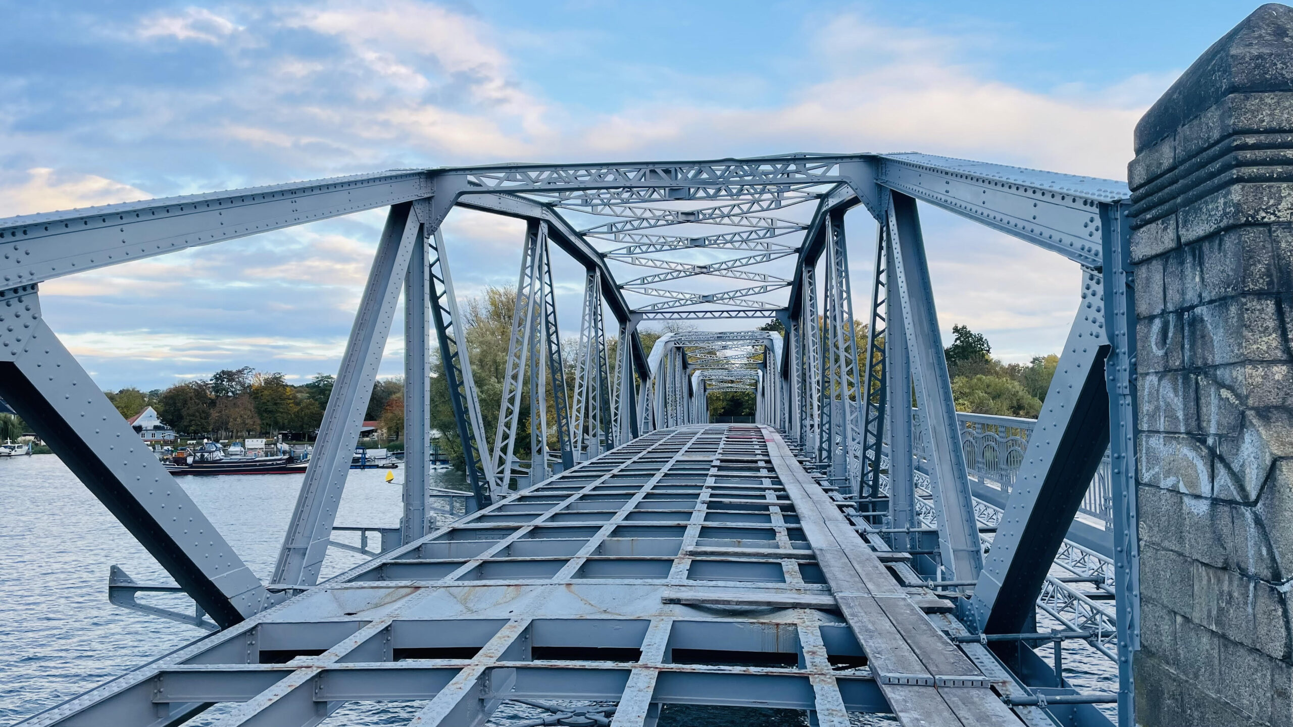 Plauer_Brücke_am_01.11.2025 Plauer_Brücke_am_01.11.2025