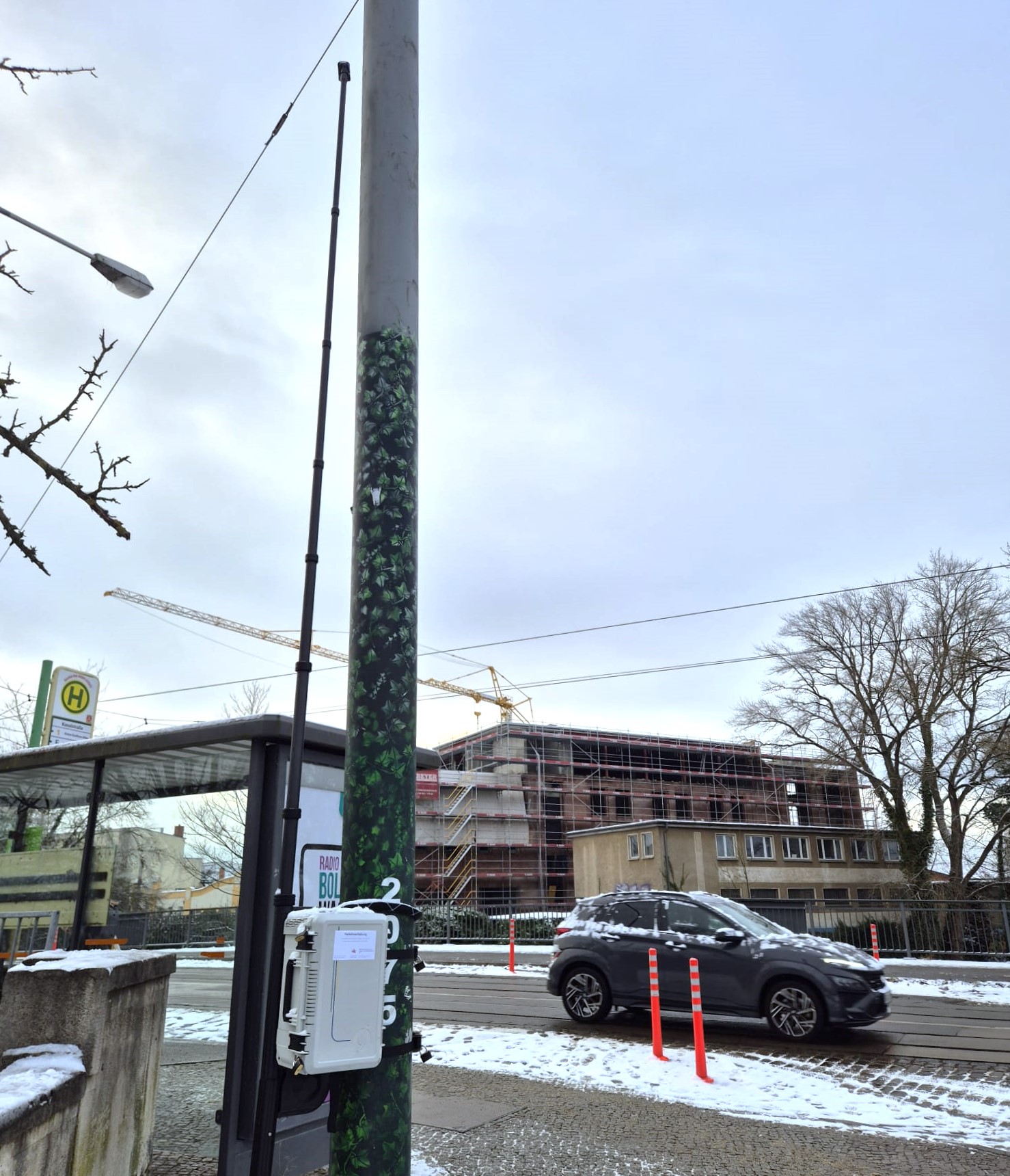 Verkehrszähler_an_der_Kanalbrücke