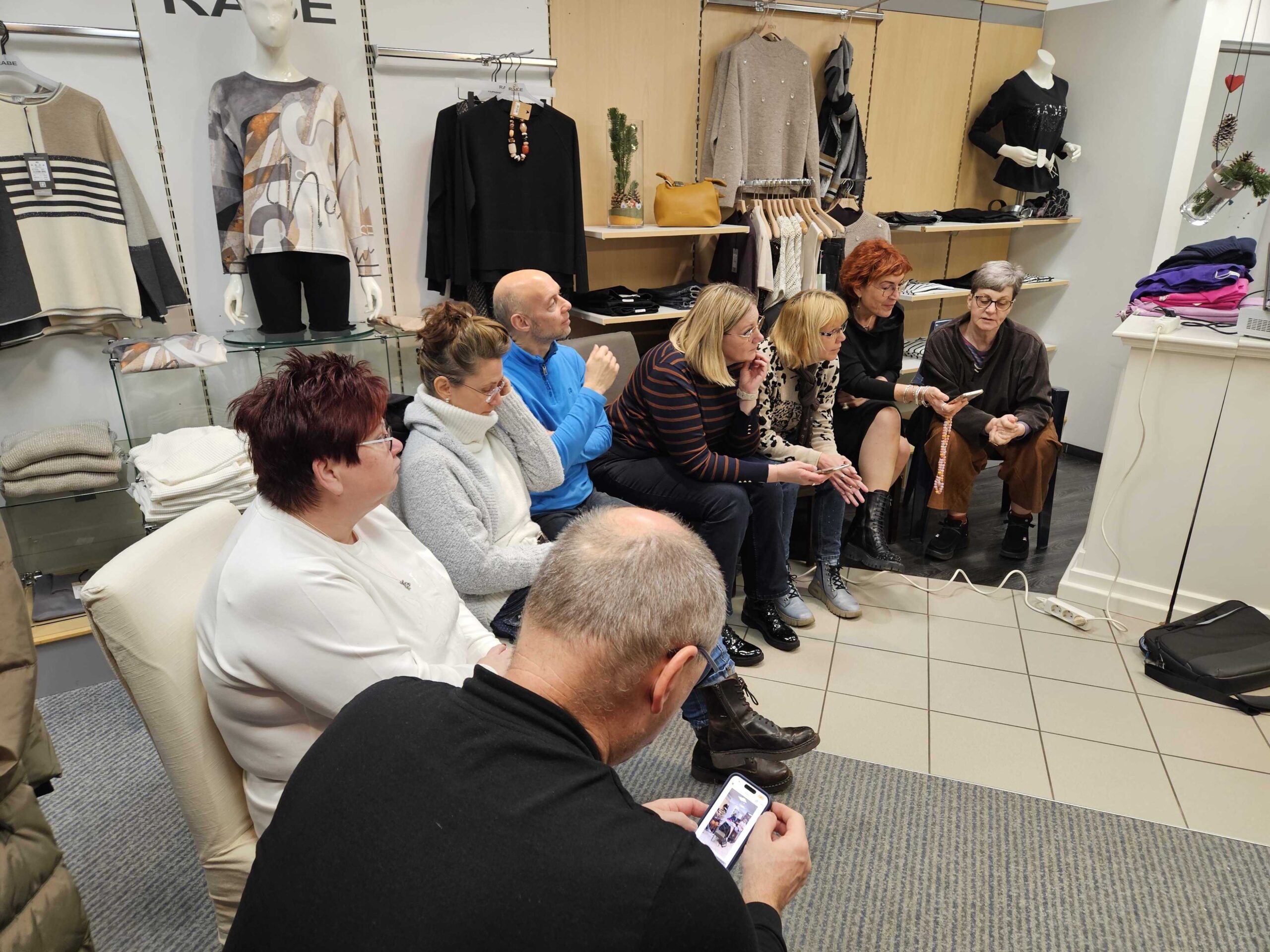 20251210_085733 20251210_085733