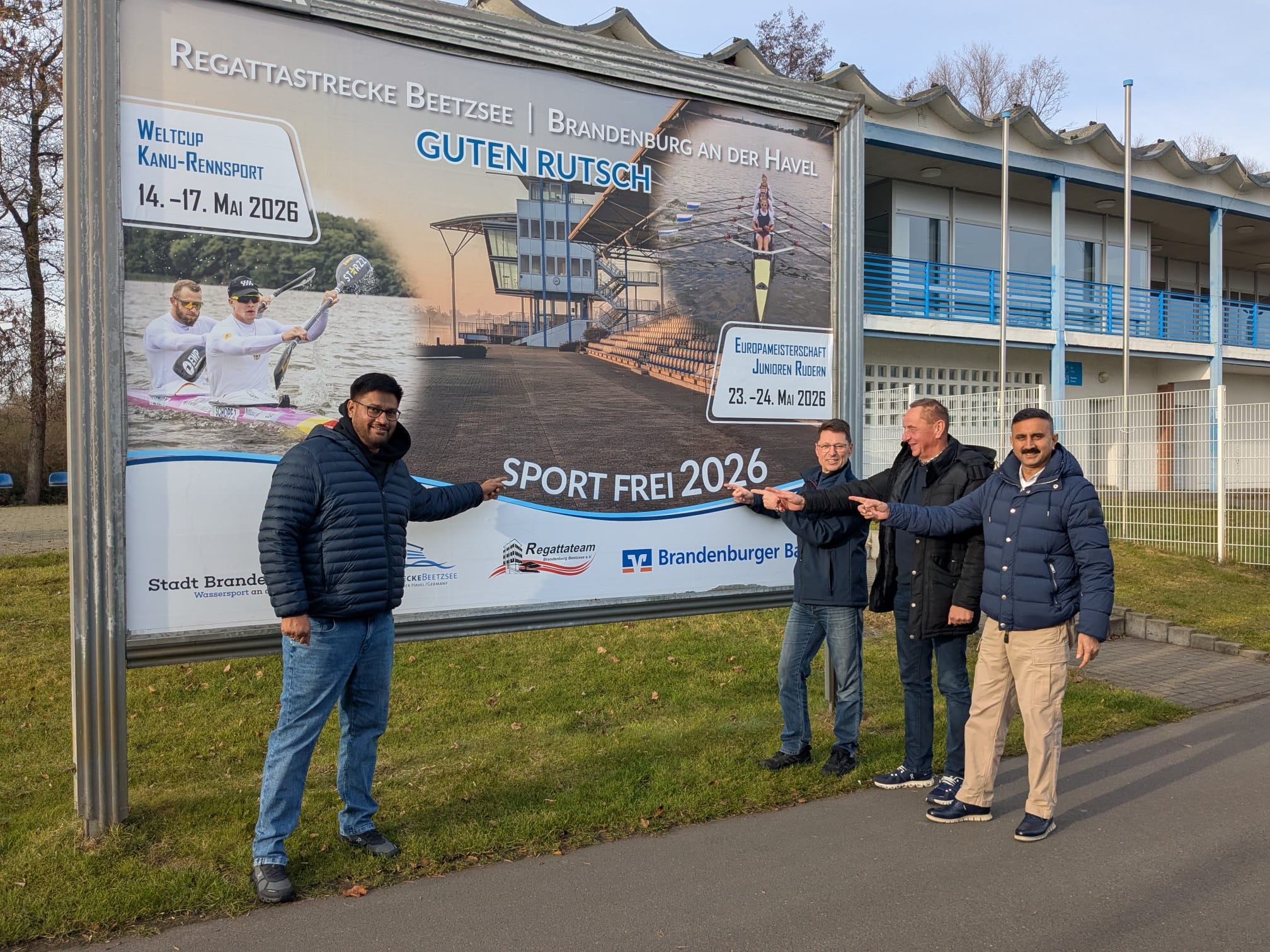 Kanuweltverband_besucht_Regattastrecke_01