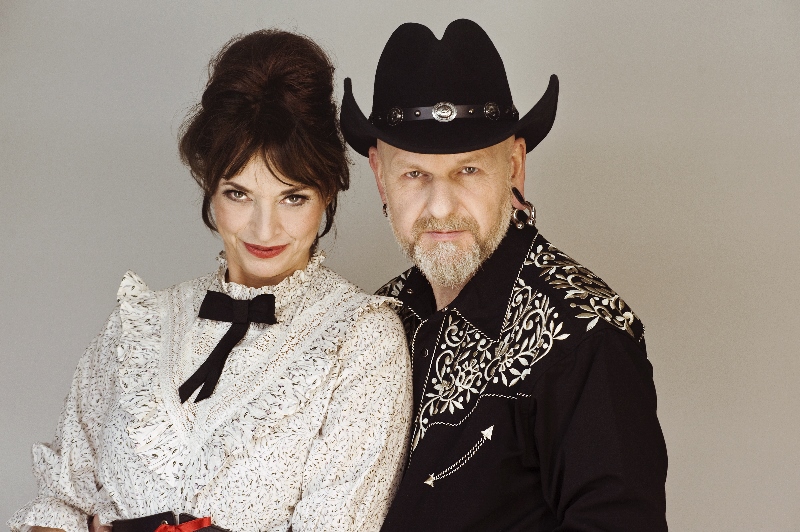 Schwester Cordula_Western_Thomas Nitz_5166 (800×532) Schwester Cordula_Western_Thomas Nitz_5166 (800x532)