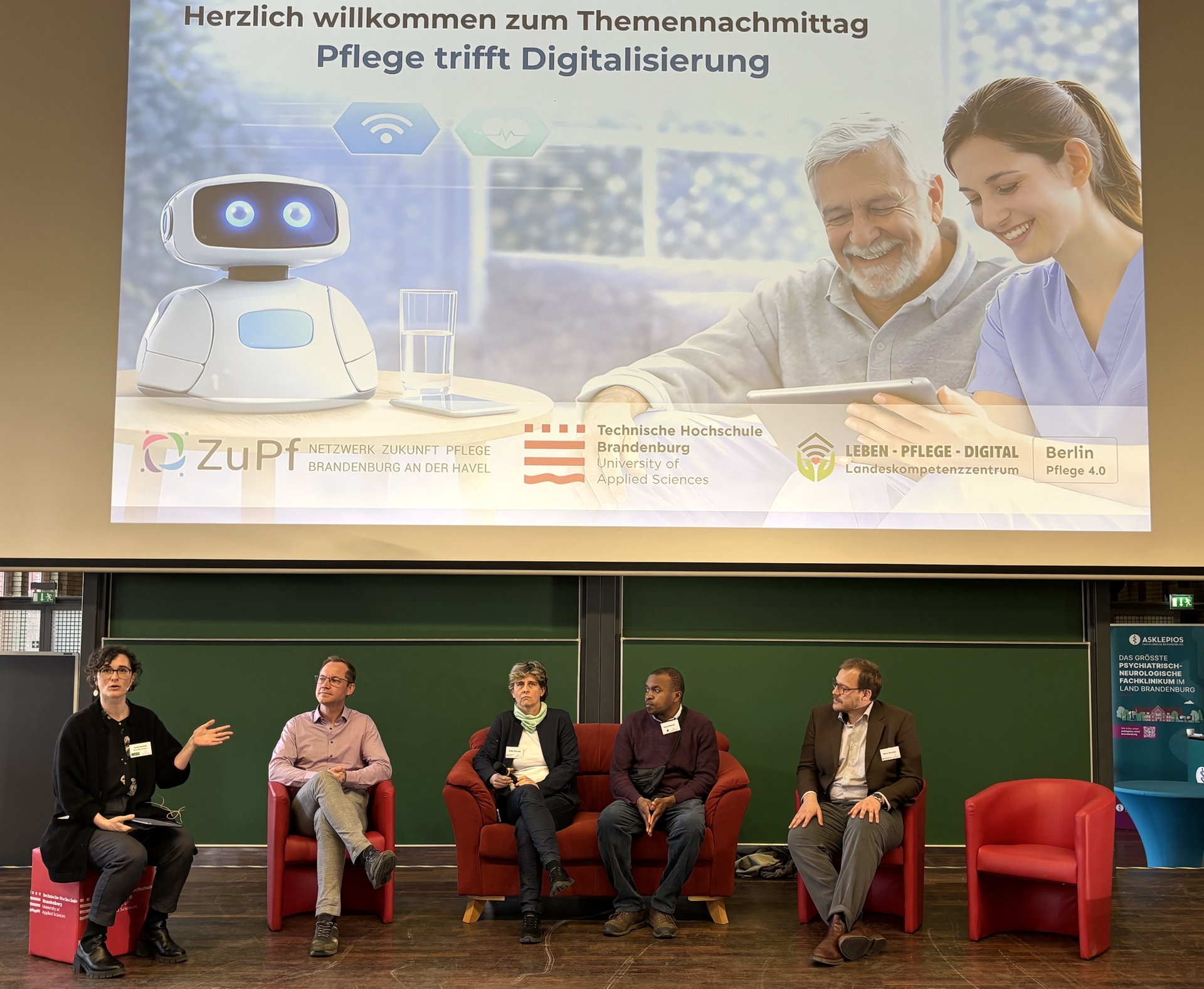 ZuPf_TN_Podium ZuPf_TN_Podium