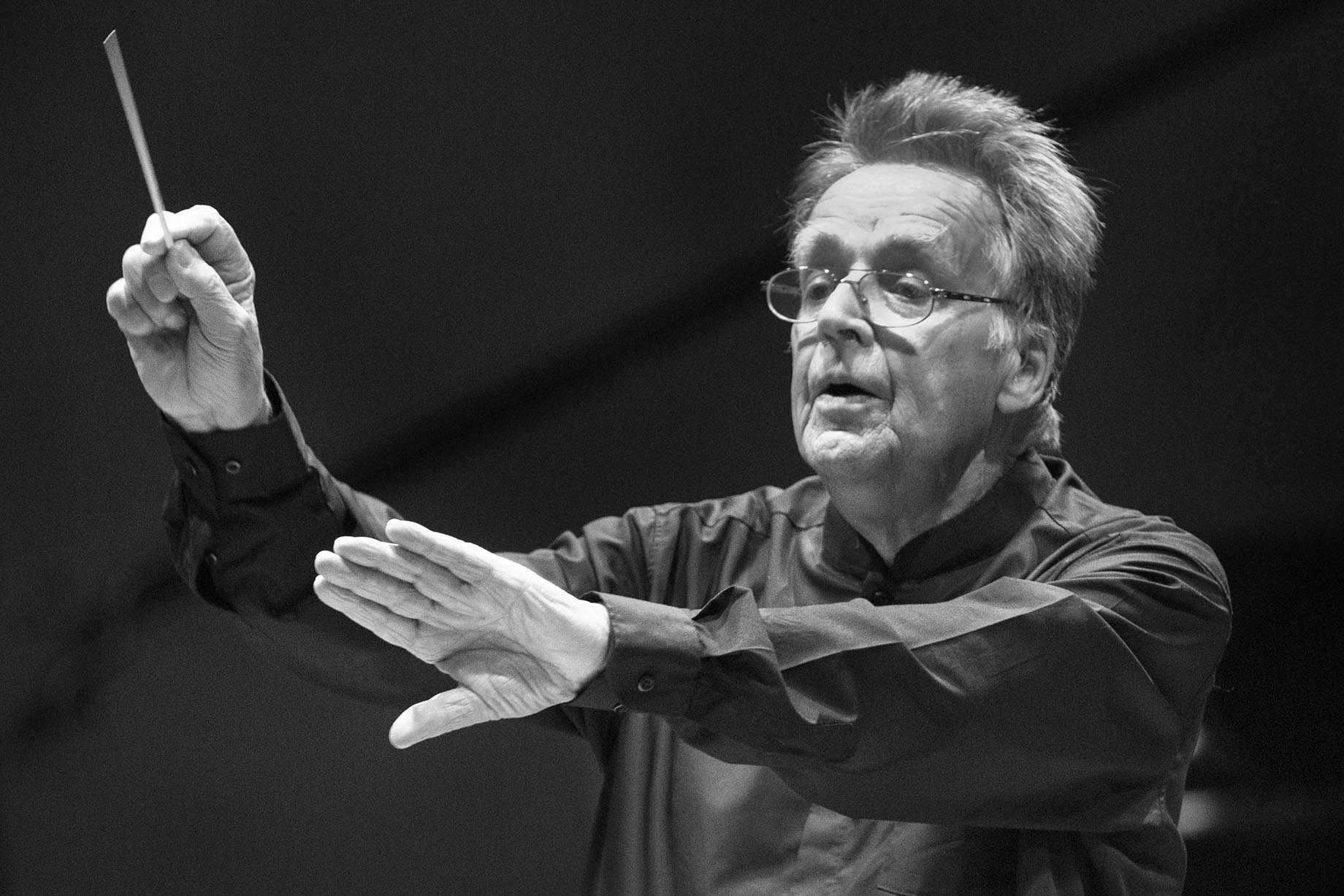 Dirigent_4_Presse___Mathias_Rümmler