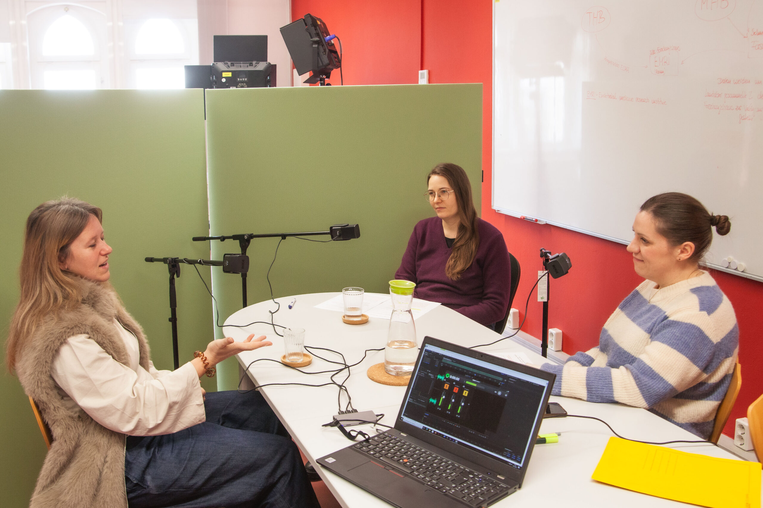 036-PM-THB_Podcast-Prof-Kirsten-Harth(c)Silvia-Last