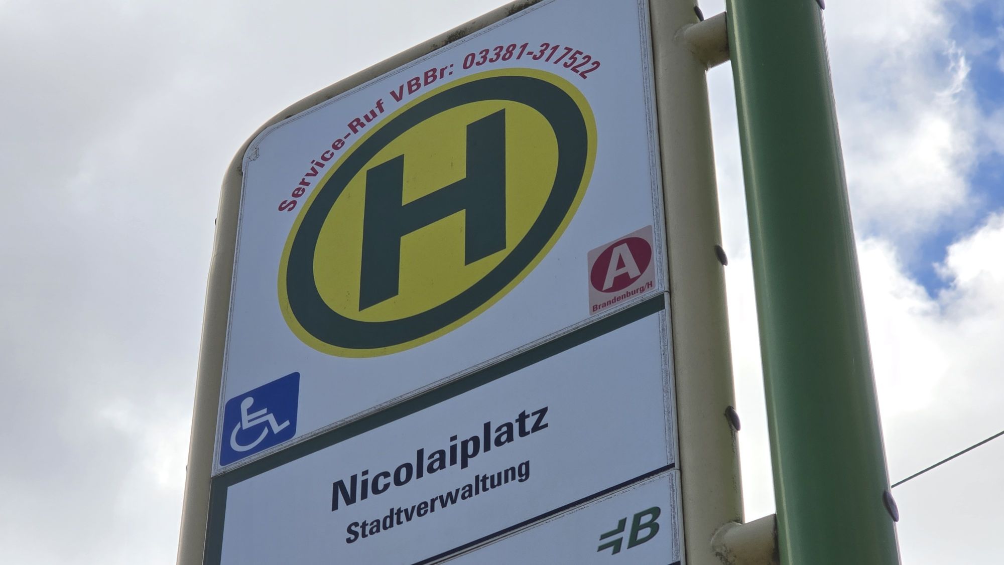 Bushaltestelle_Nicolaiplatz Bushaltestelle_Nicolaiplatz
